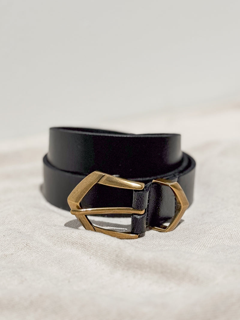 Triangular Buckle Leather Belt in Black