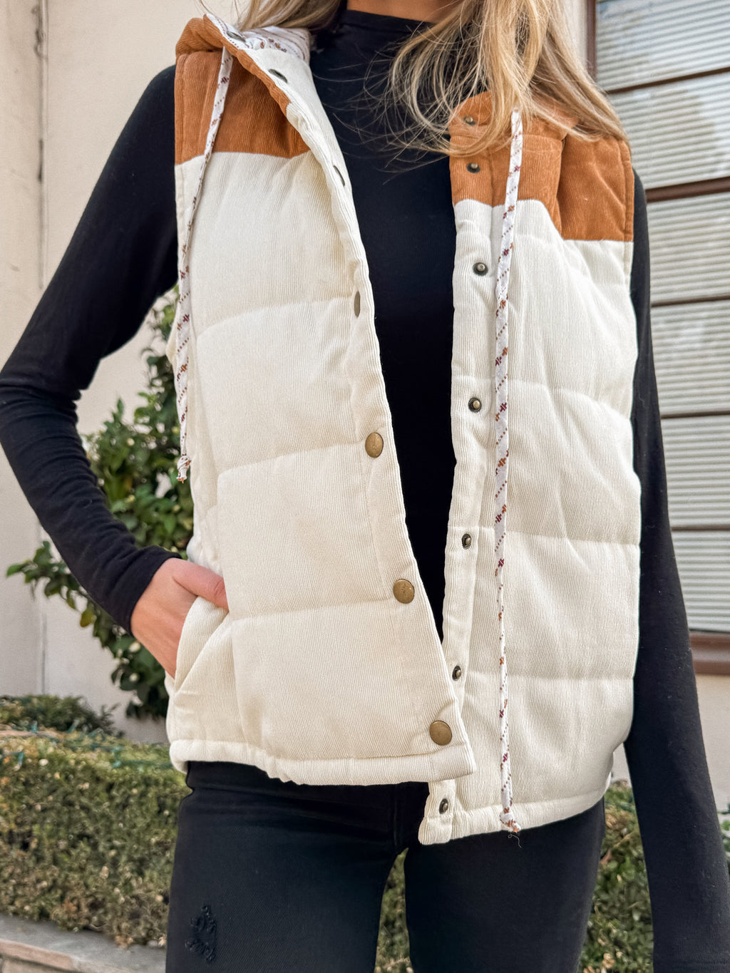 Treasure You Puffer Vest - Stitch And Feather