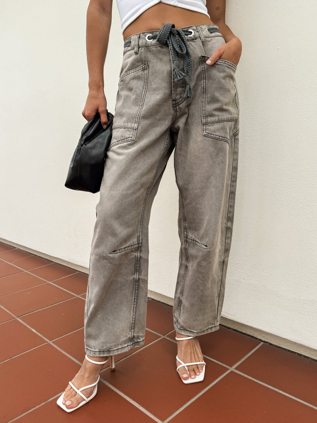 Hunter Drawstring Barrel Jeans - Stitch And Feather