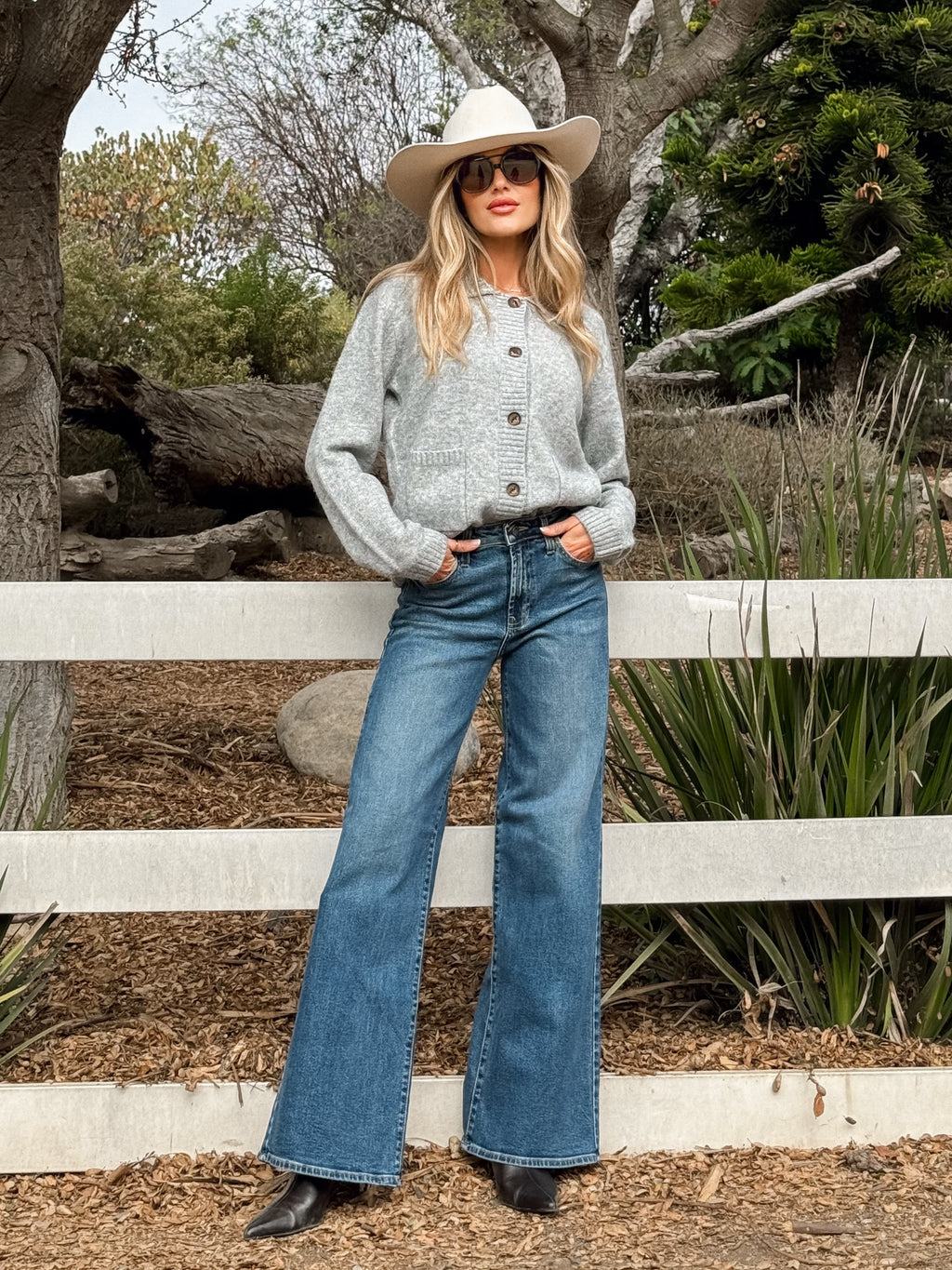 Hideaway Wide Leg Jeans in Dark Denim - Stitch And Feather