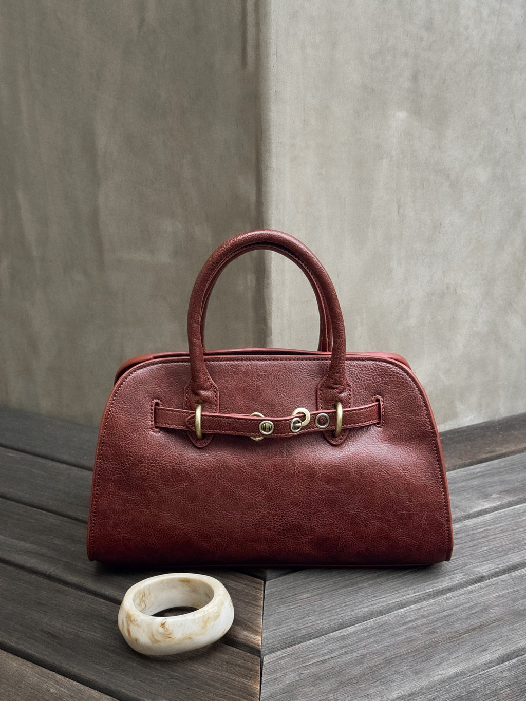 Boston Vegan Leather Tote in Raisin