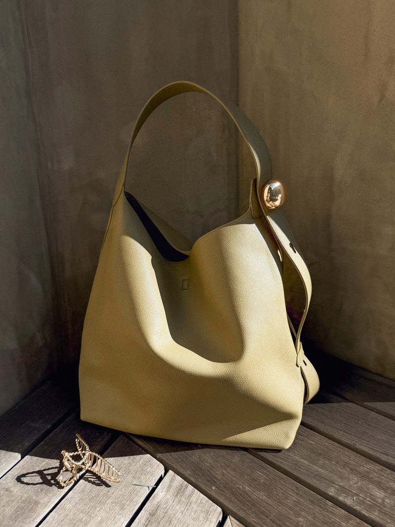 Ellie Tote Bag in Sage