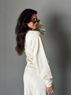 Lena Sweatshirt in Cream - Stitch And Feather