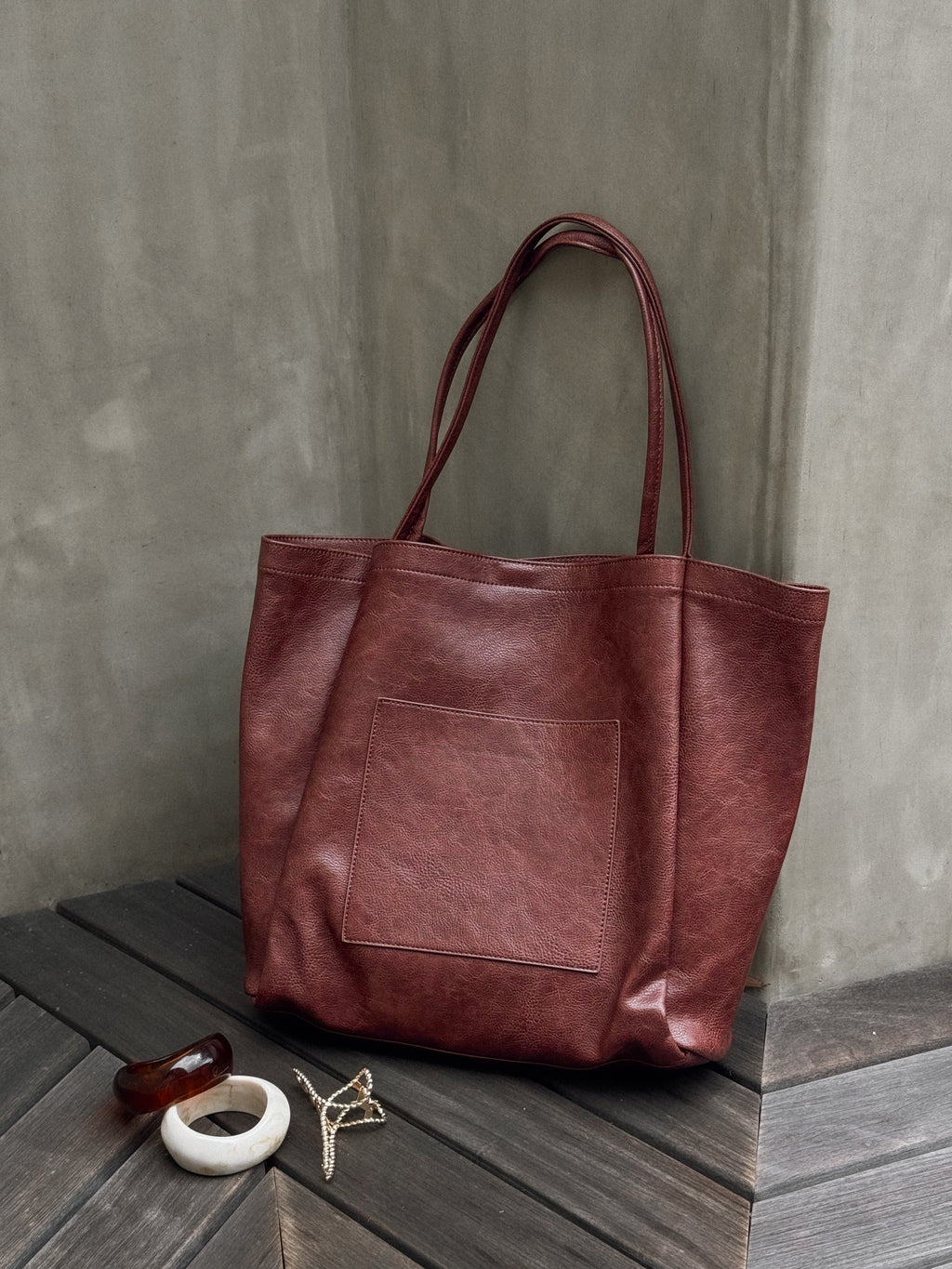 Zoey Vegan Leather Tote in Raisin