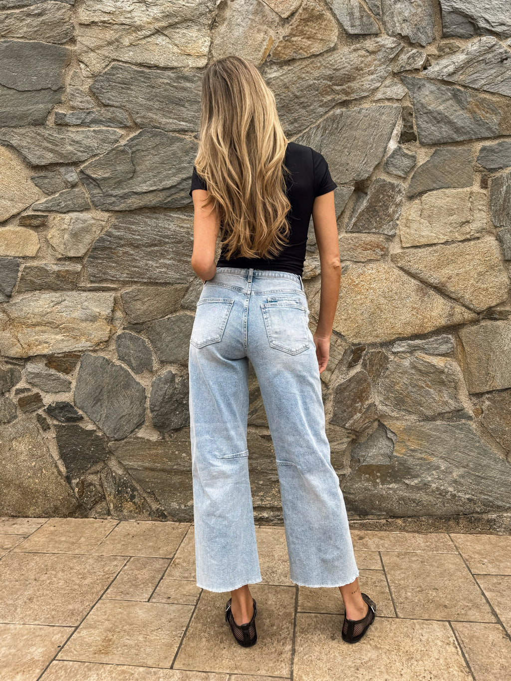 Front Row Barrel Jeans - Stitch And Feather