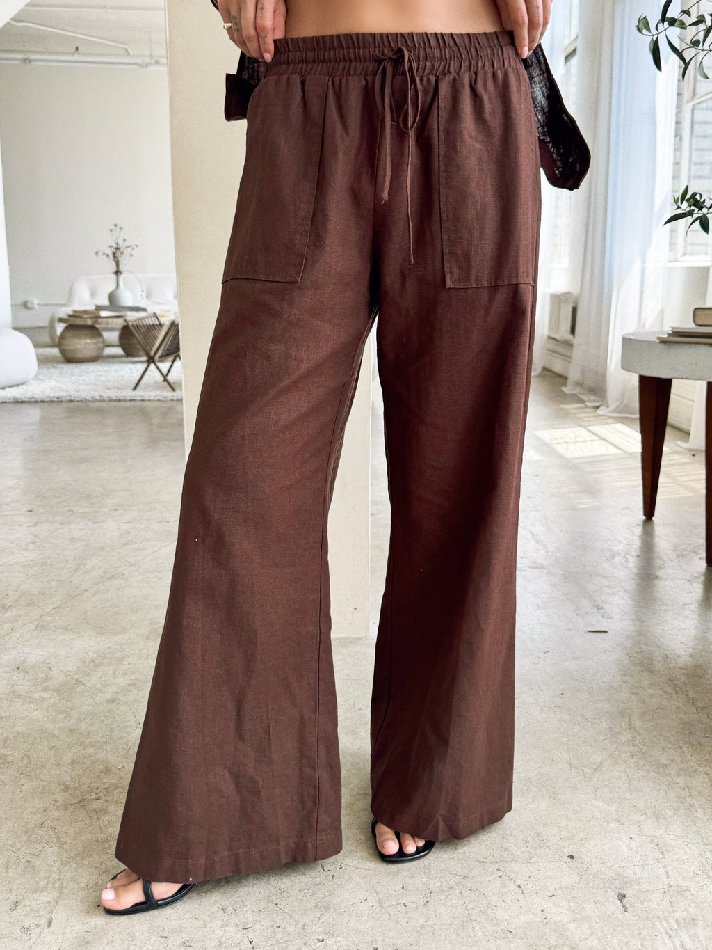 Palais Linen Pants in Chocolate
