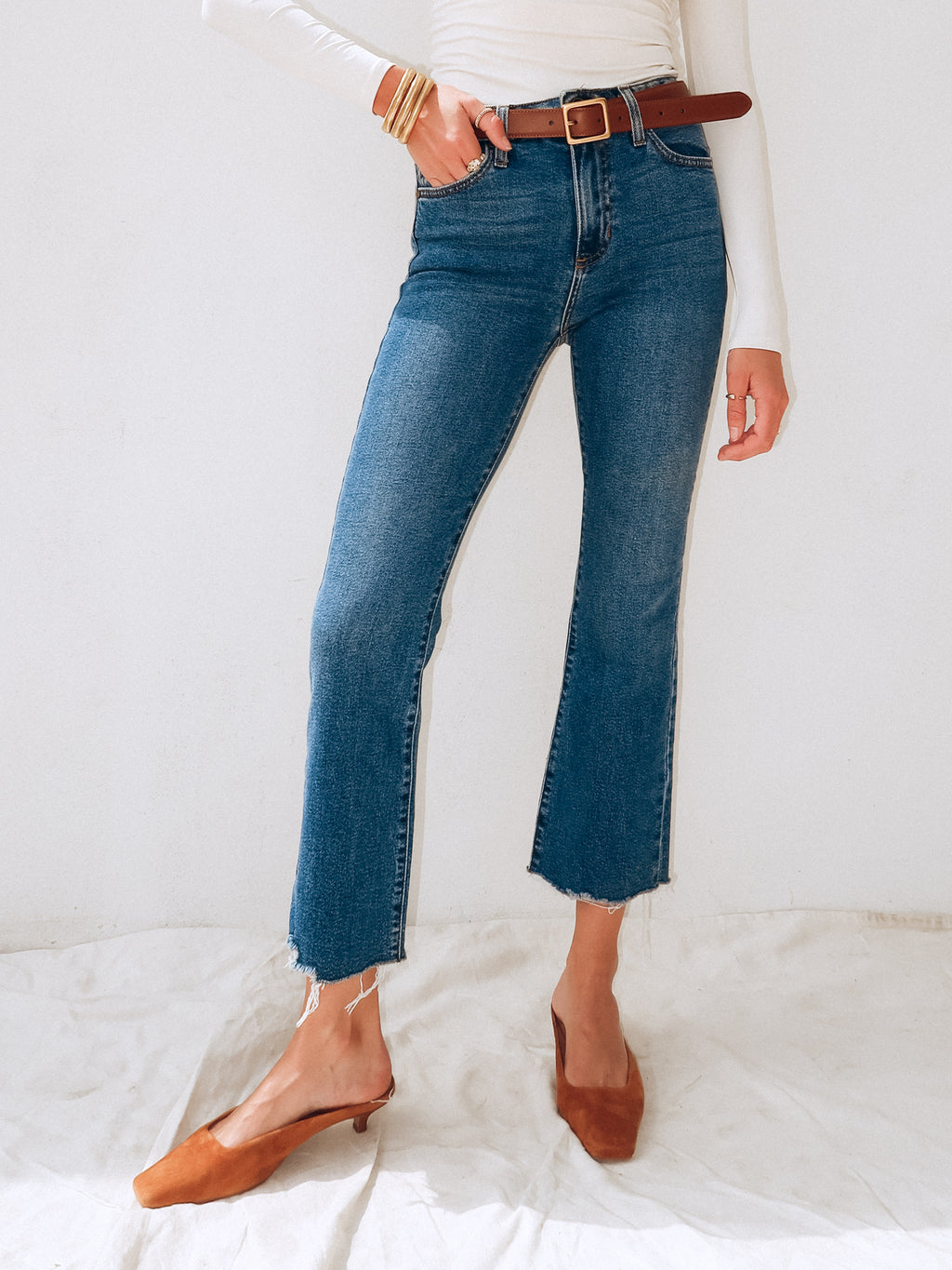 Vintage Cropped Flare Jeans in Medium Denim - Stitch And Feather