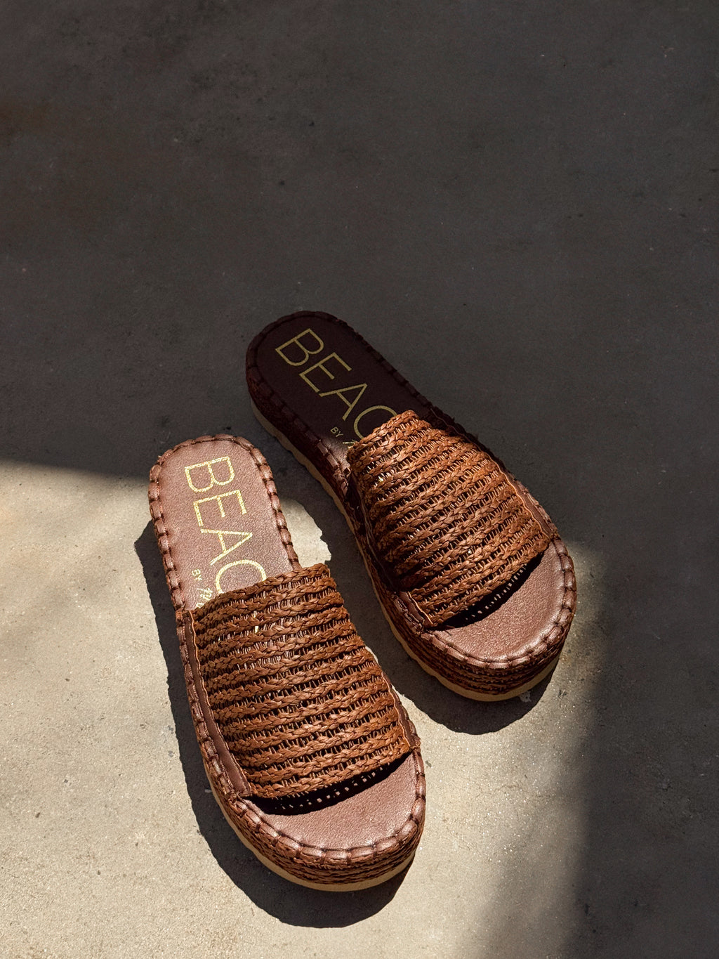 Del Mar Raffia Slide in Cocoa - Stitch And Feather