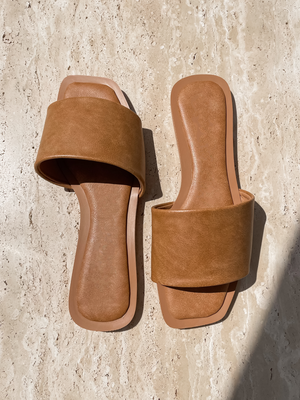 Kelly Slides in Camel - Stitch And Feather