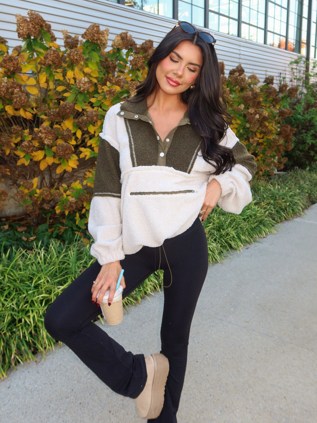 Hunter Sherpa Pullover in Olive