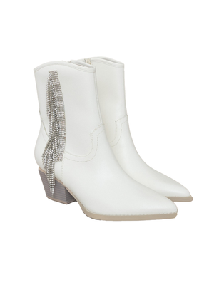 Rowan Boots in White - Stitch And Feather